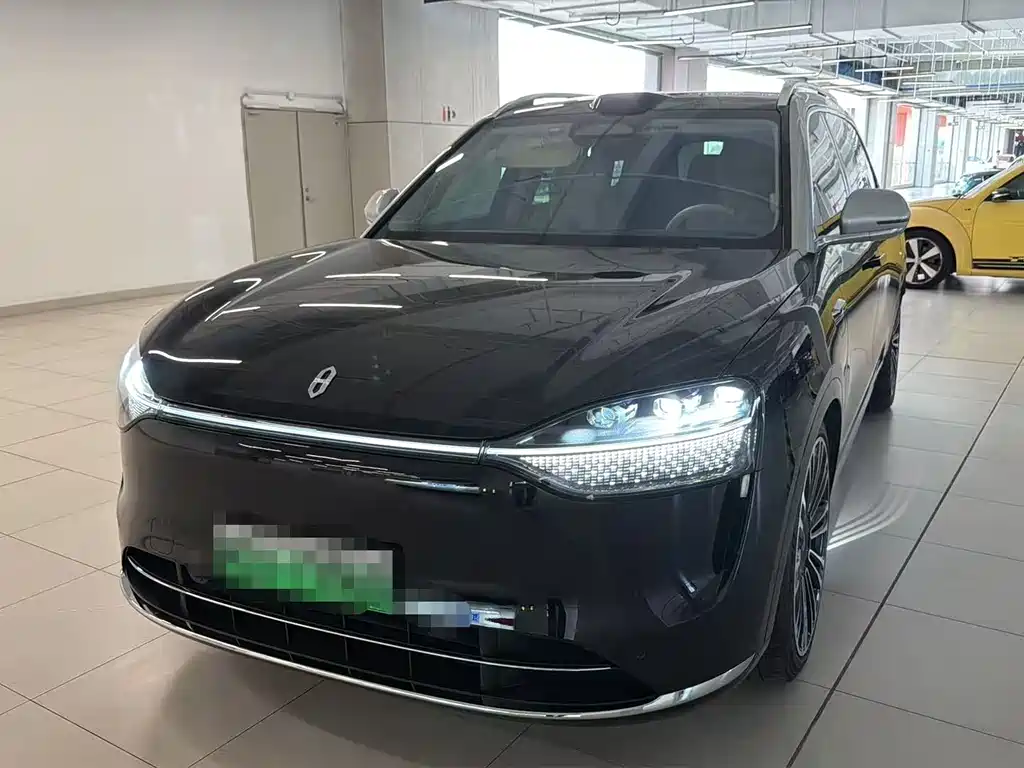 AITO M9