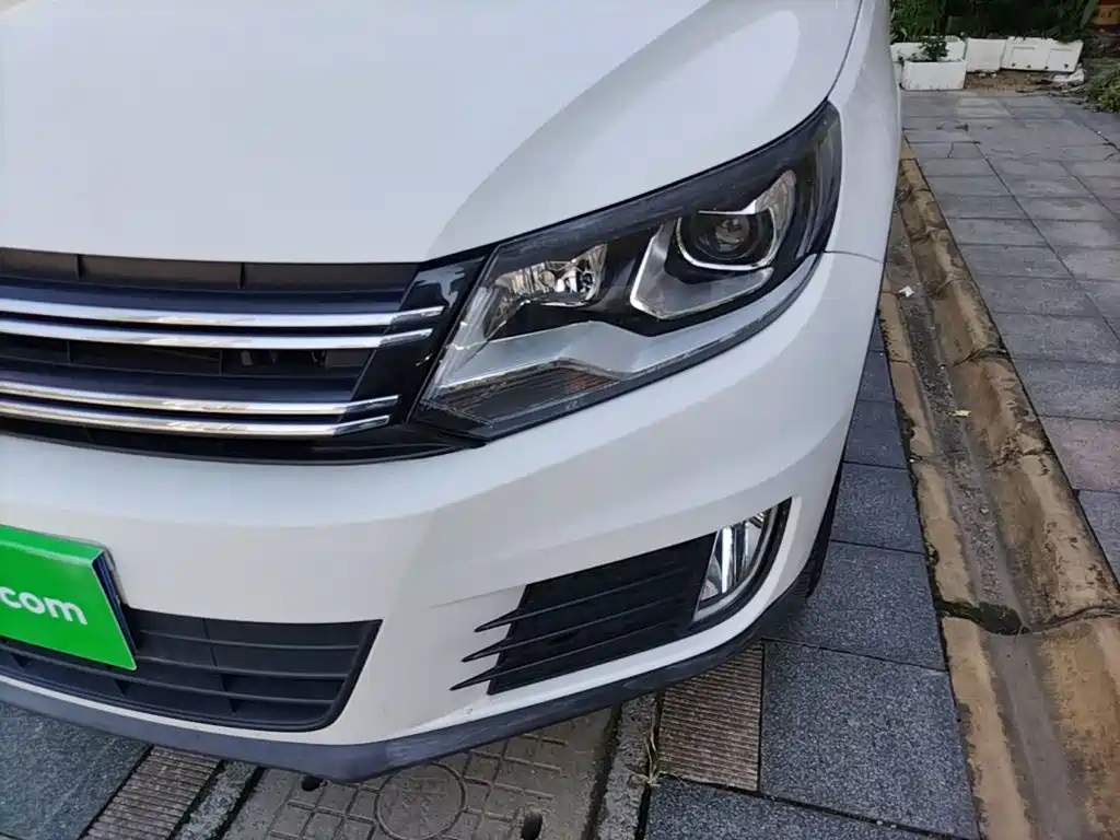 Volkswagen Tiguan — миниатюра 24