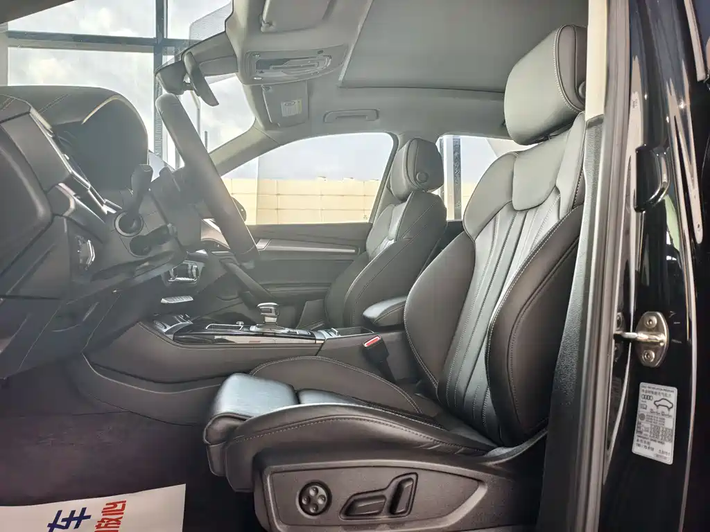 Audi Q5L 2022 40T Luxury