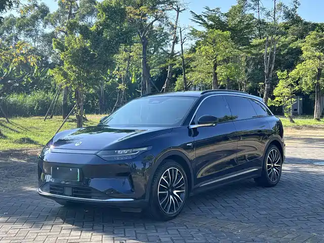 Leapmotor C11