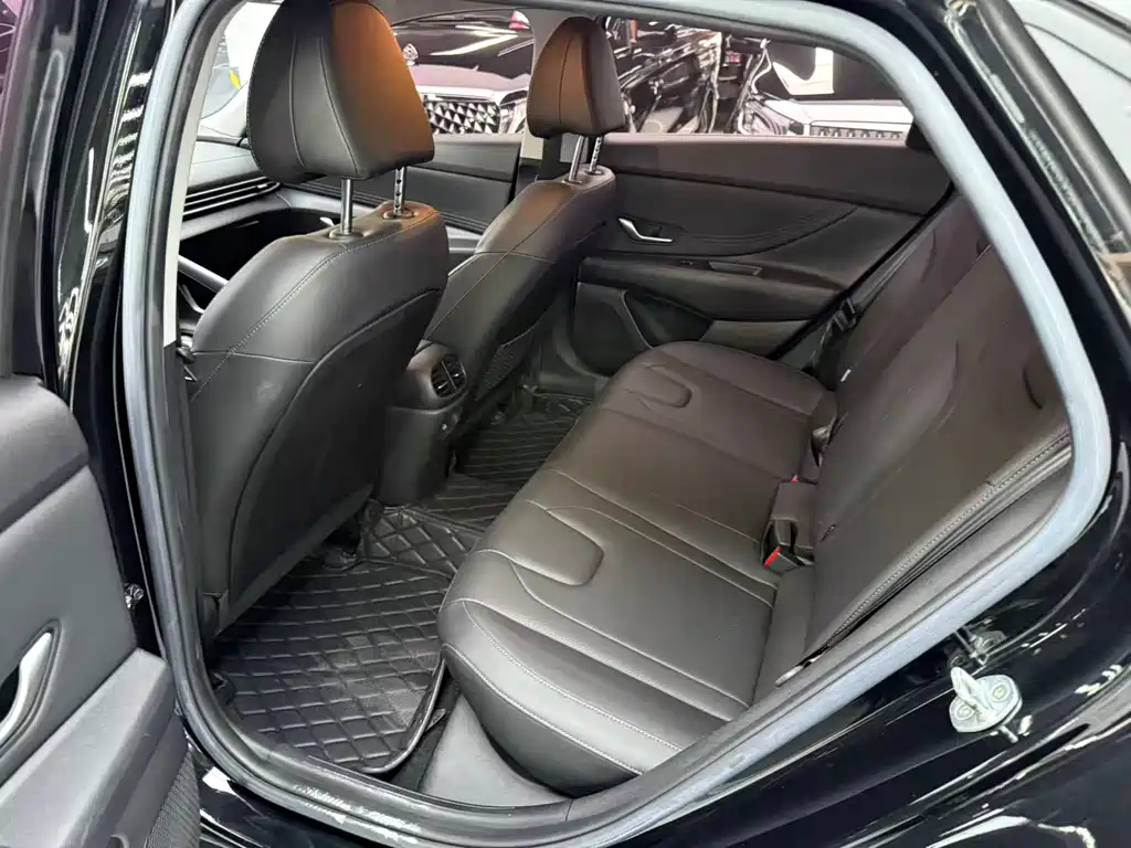 Hyundai Elantra 2023 1.5L CVT GLS Lead
