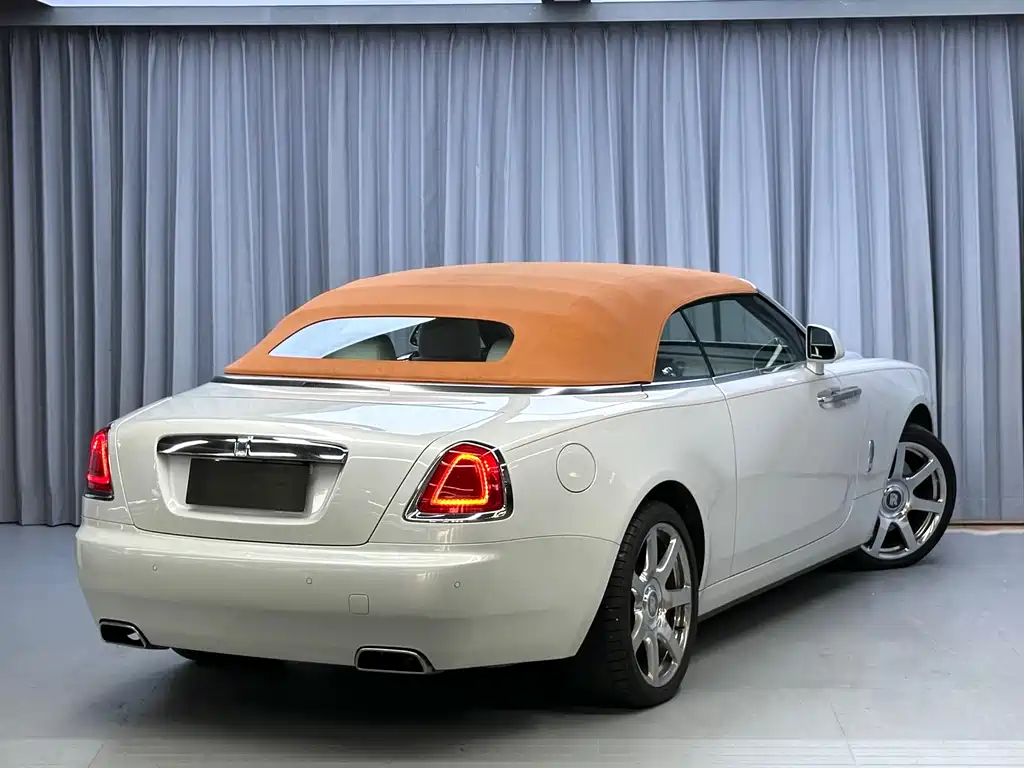 Rolls-Royce Dawn — миниатюра 11