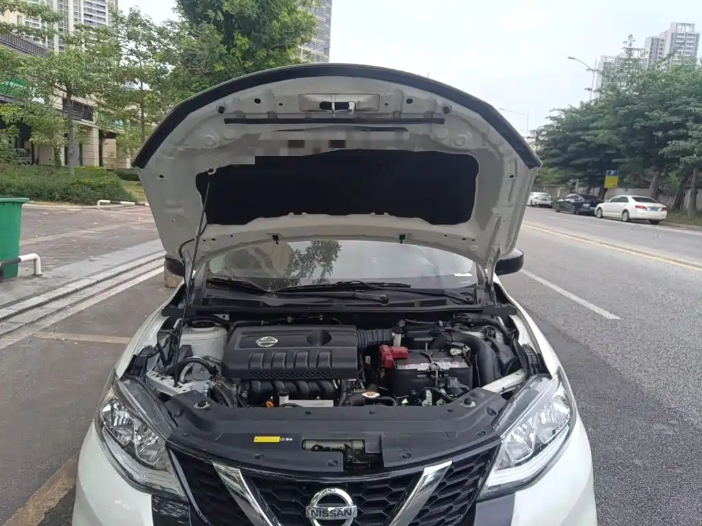 Nissan Tiida — миниатюра 11