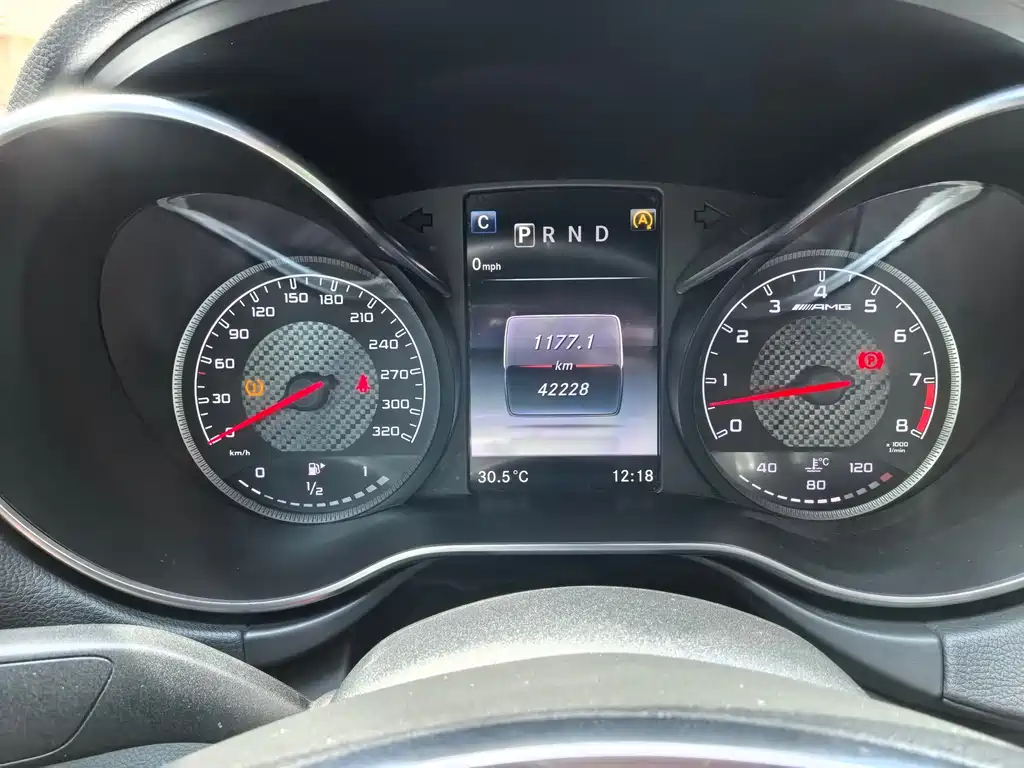 Mercedes-Benz AMG GT — миниатюра 9