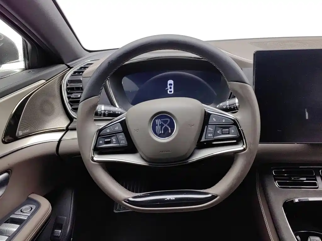 BYD Han — миниатюра 11