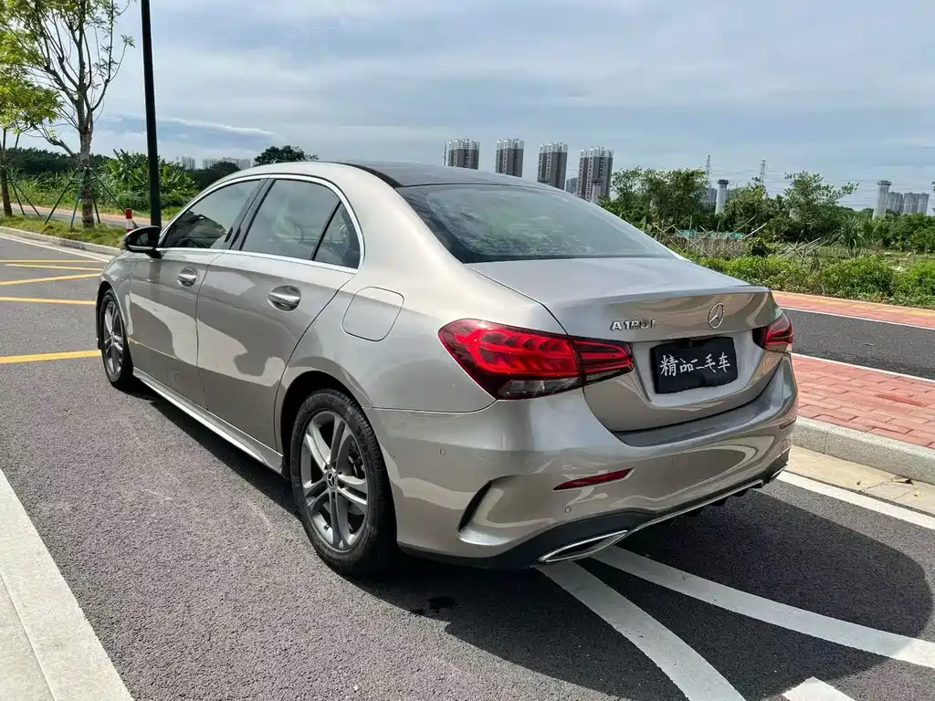Mercedes-Benz A-Class — миниатюра 6
