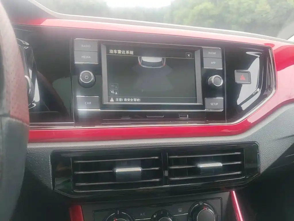 Volkswagen Polo — миниатюра 13