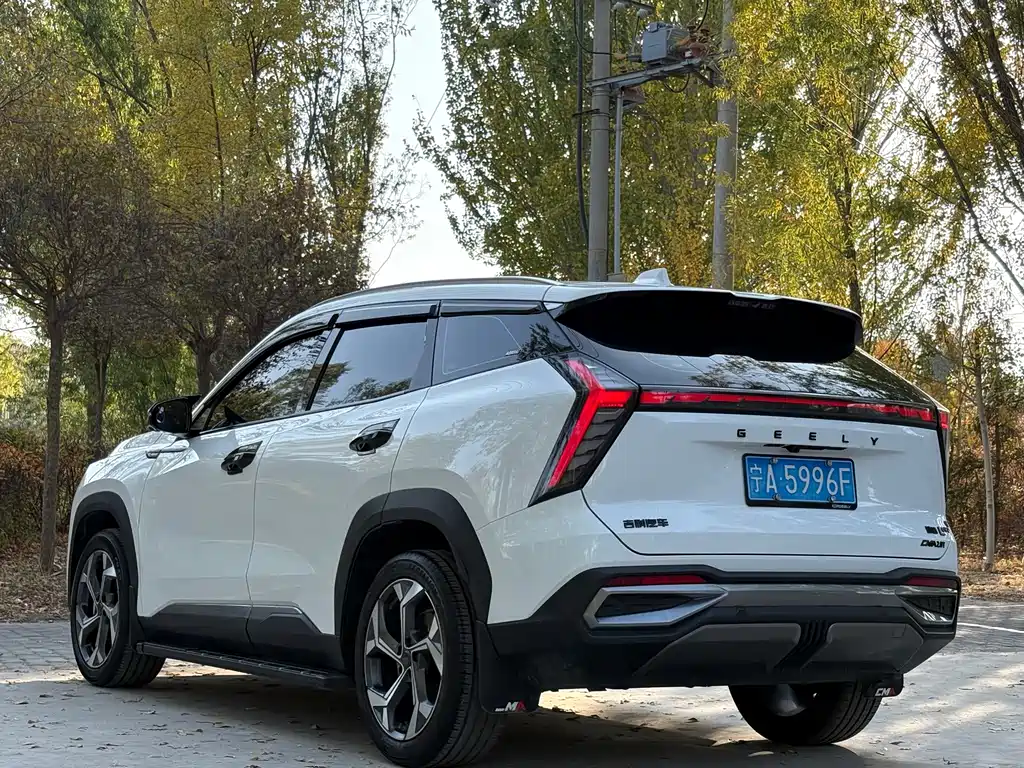 Geely Atlas L 2023 — фото 7