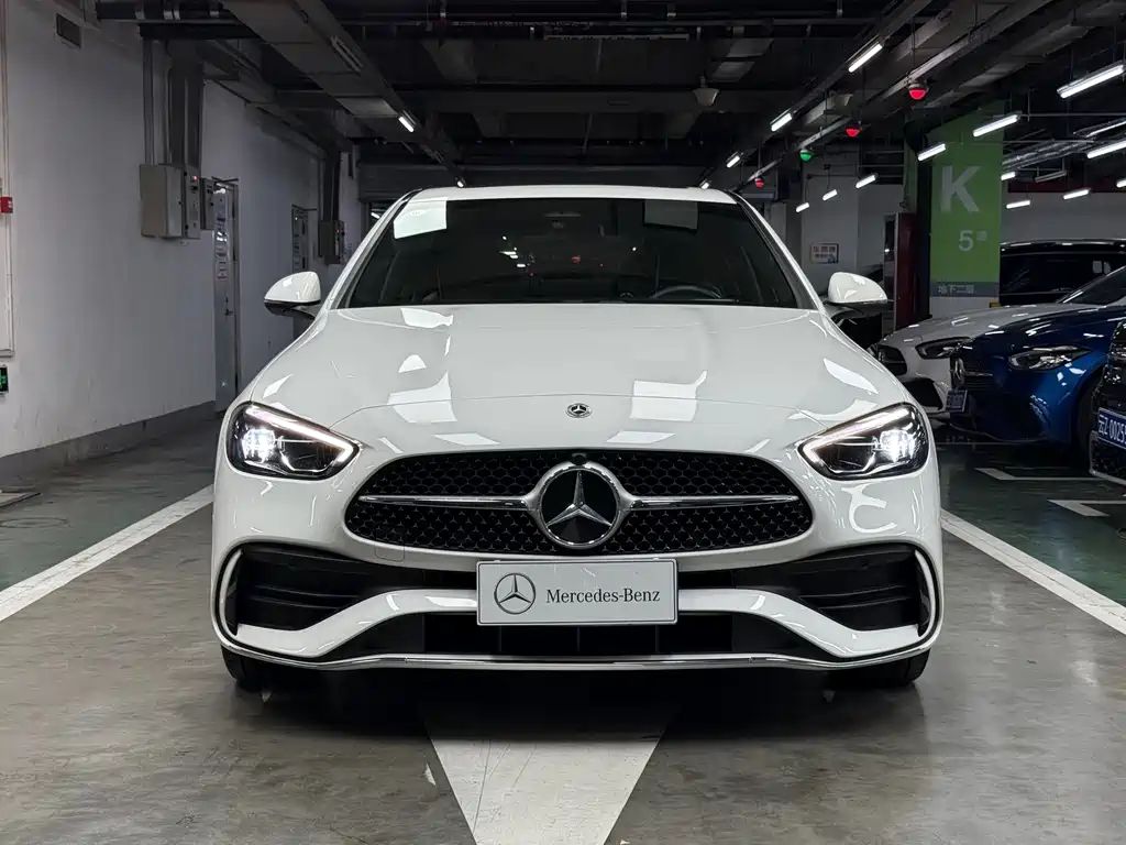 Mercedes-Benz C-Class — миниатюра 2