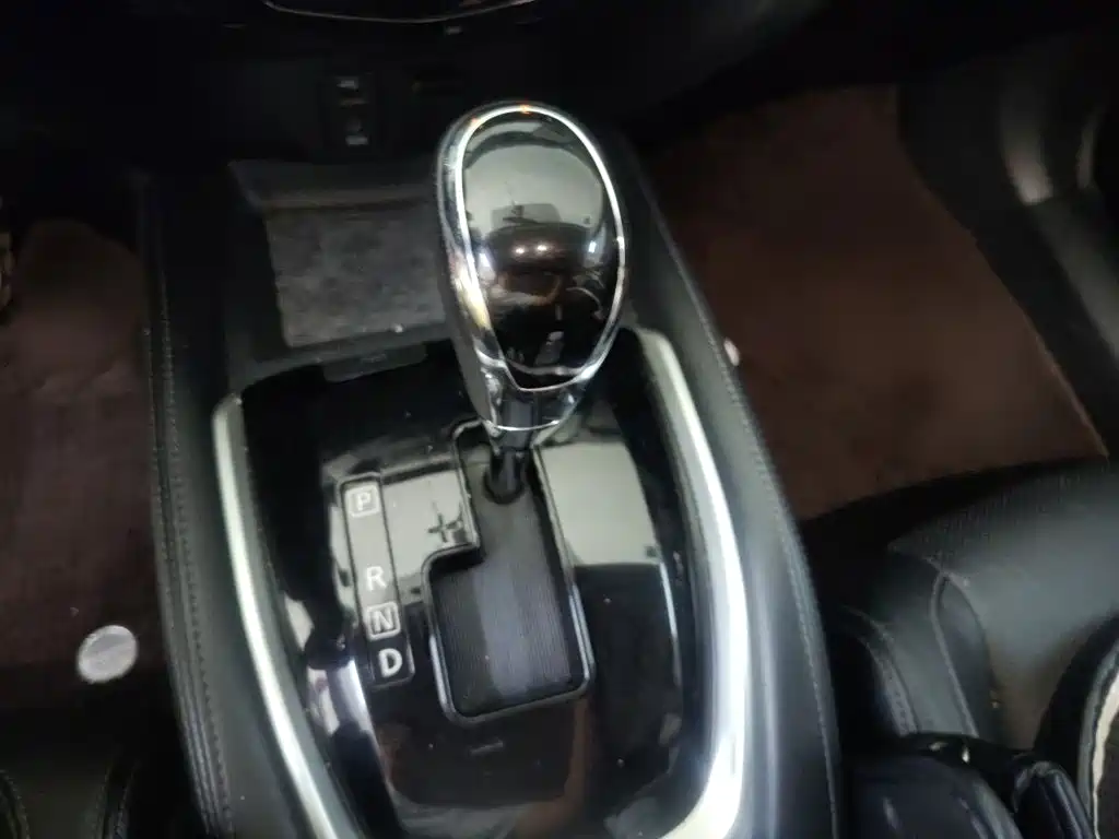 Nissan X-Trail — миниатюра 7