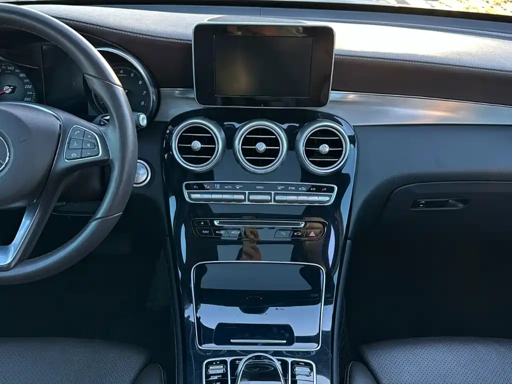 Mercedes-Benz GLC — миниатюра 20