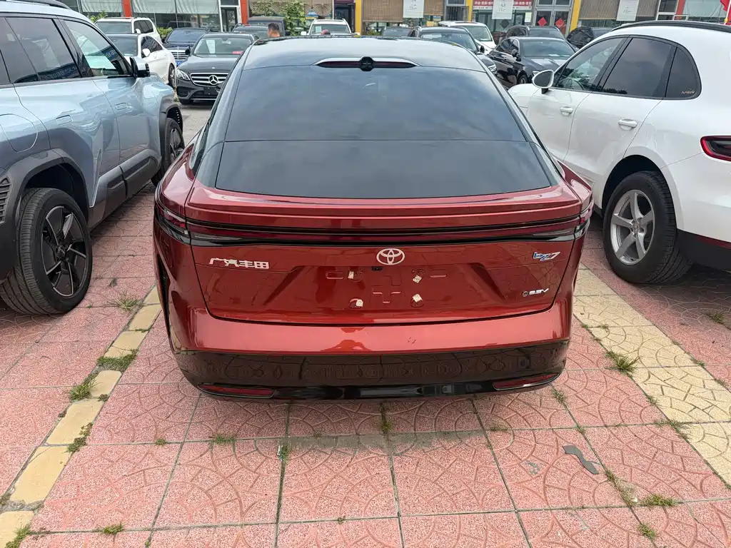 Toyota bZ7 — миниатюра 6