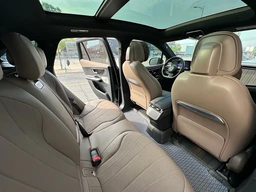 MERCEDES-BENZ EQE SUV