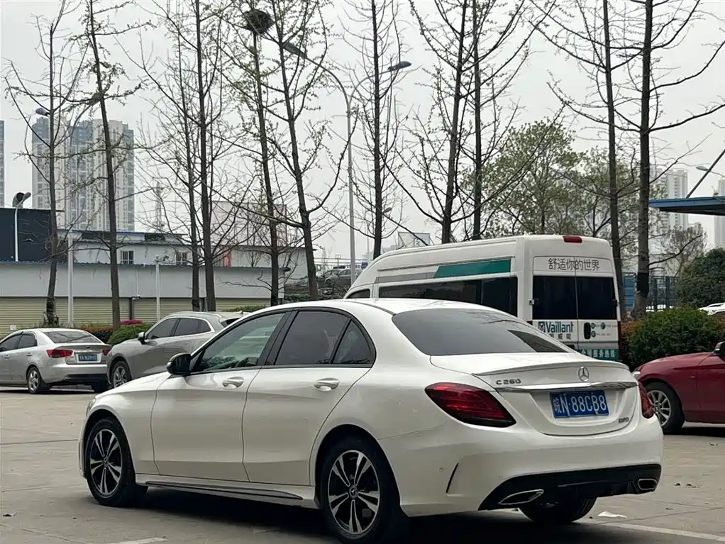 MERCEDES-BENZ C CLASS