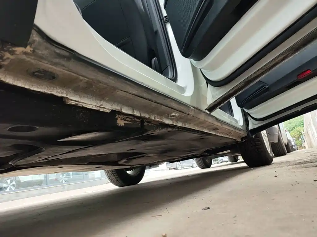 Volkswagen Tiguan L — миниатюра 21