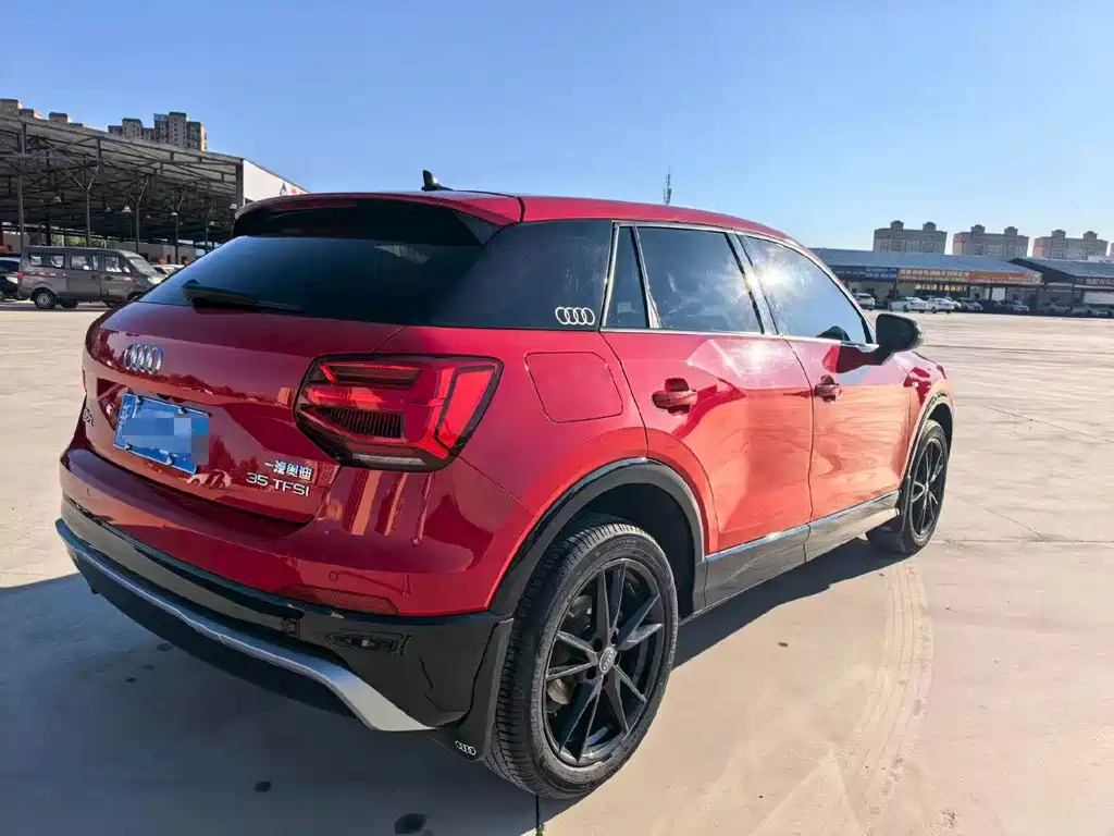 Audi Q2L — миниатюра 9