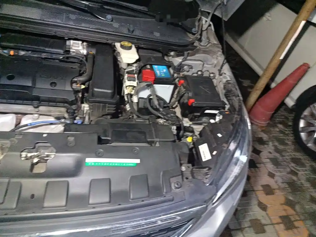 Peugeot 308 — миниатюра 21
