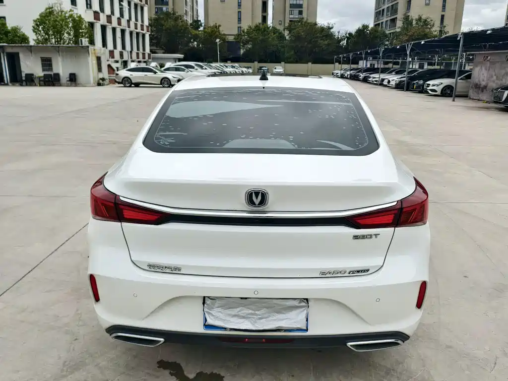 Changan Eado — миниатюра 4