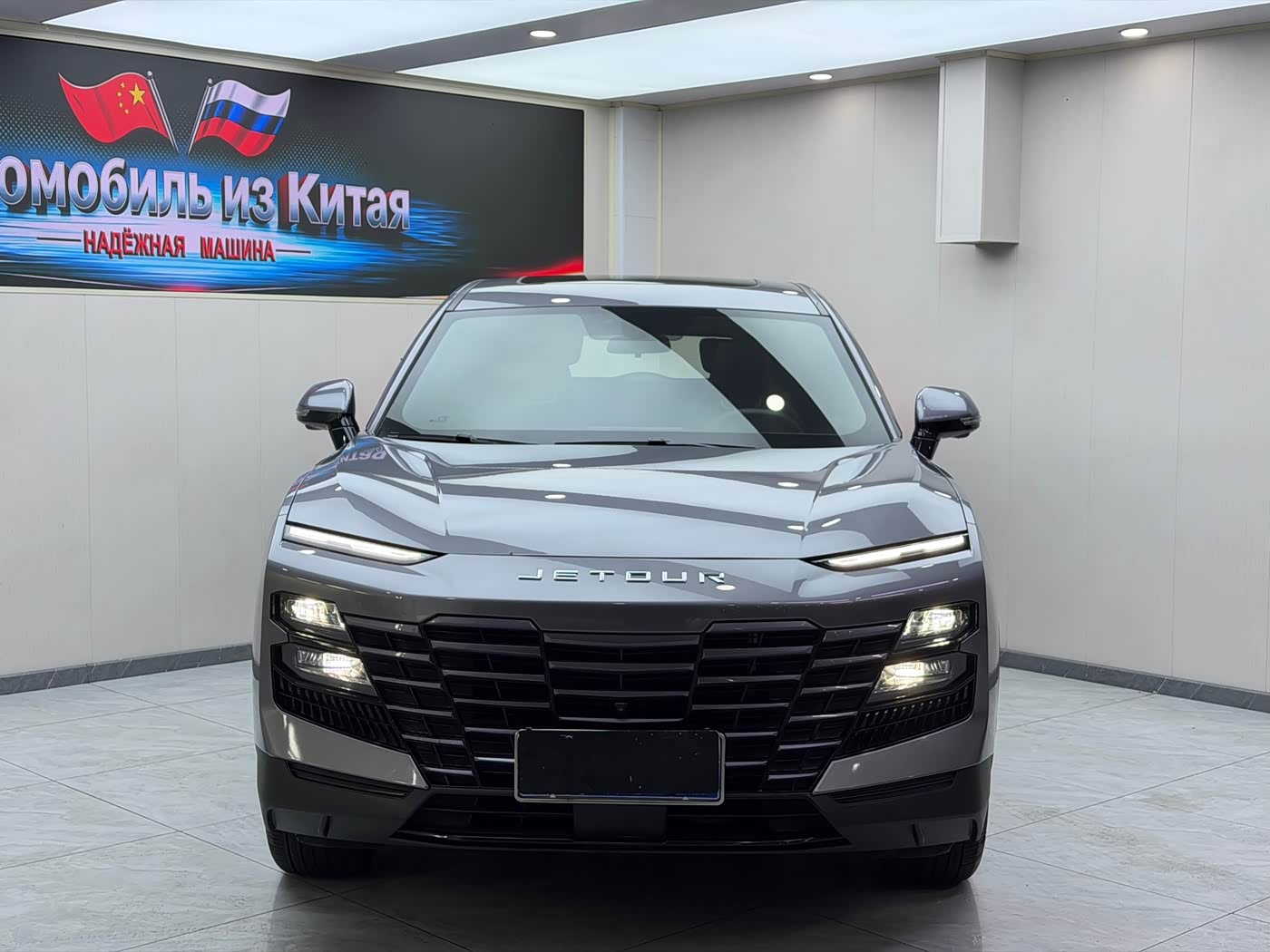 Jetour Jetour Dasheng 1.5 л 2023 г. Серебристо-серый, пробег 21300 км