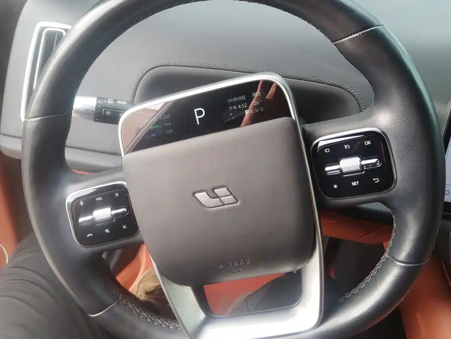 Li Auto Li L8 — миниатюра 15