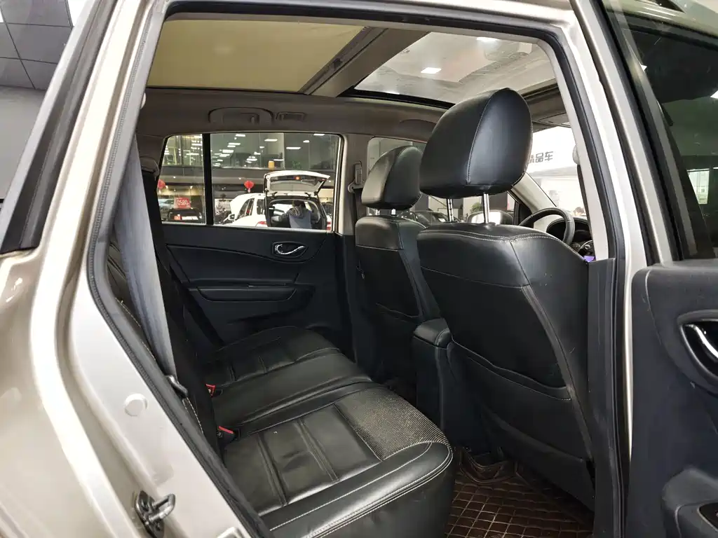 Renault Koleos (Import) — миниатюра 5