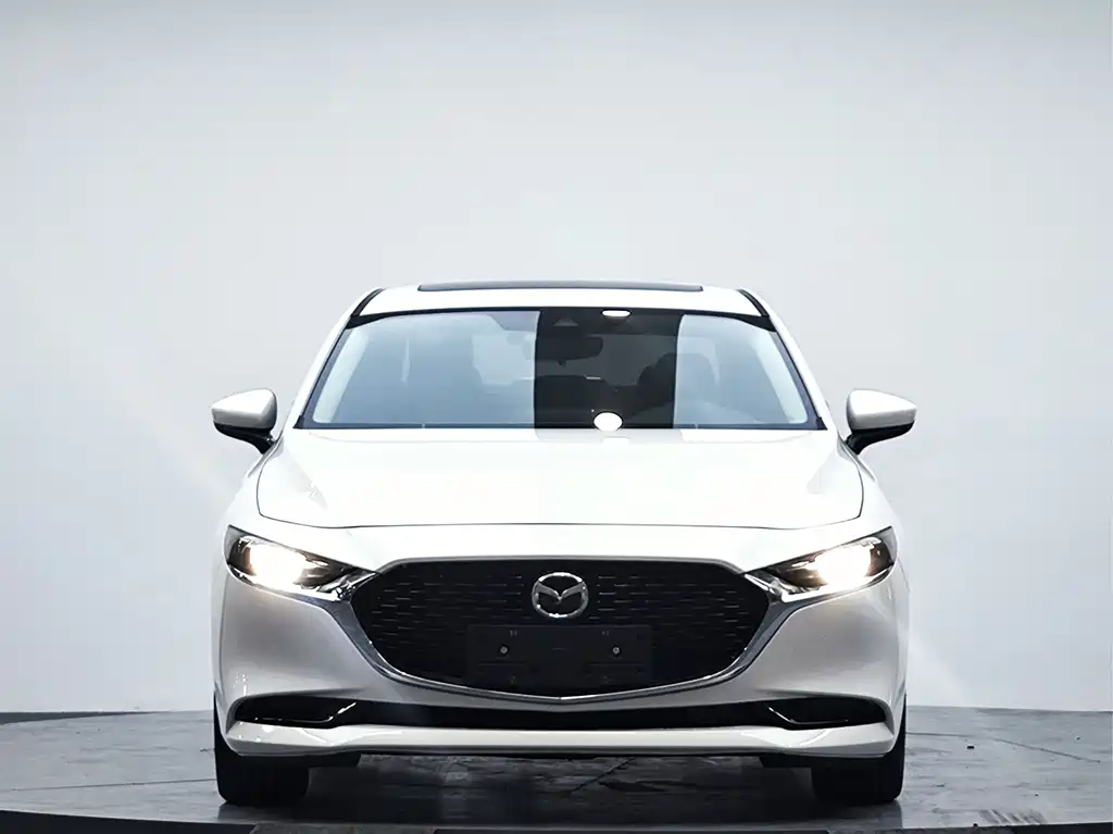 Mazda 3 Axela — миниатюра 3
