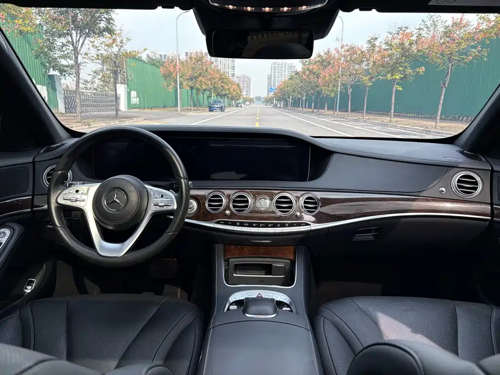 MERCEDES-BENZ S CLASS