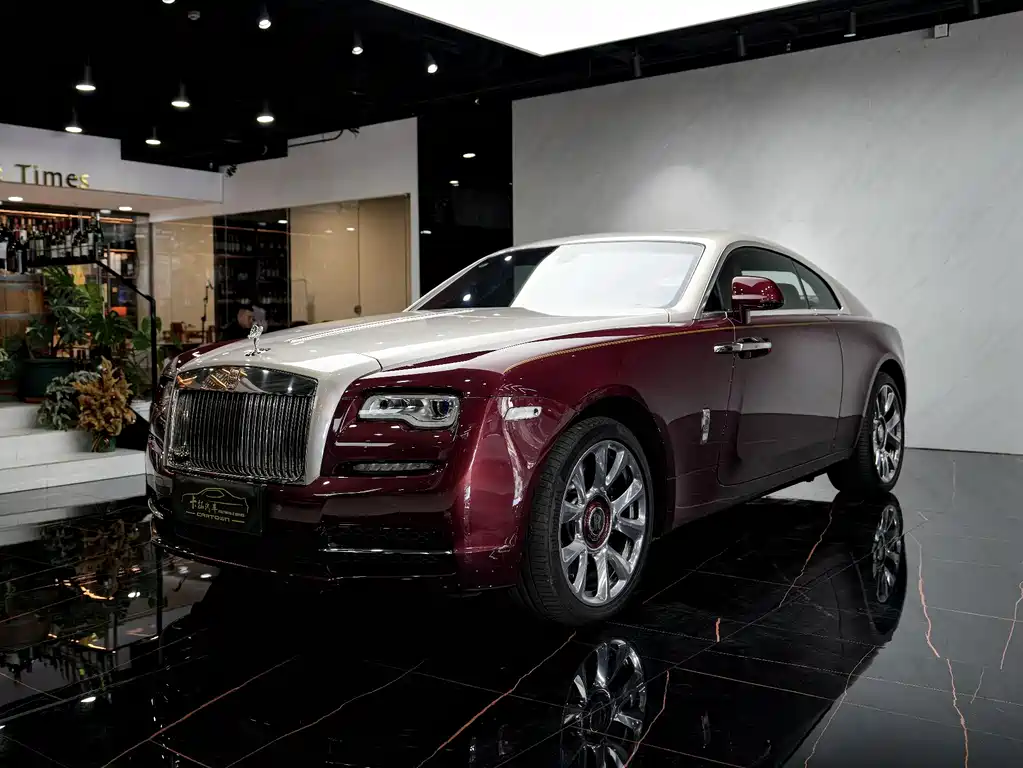 ROLLS-ROYCE PHANTOM
