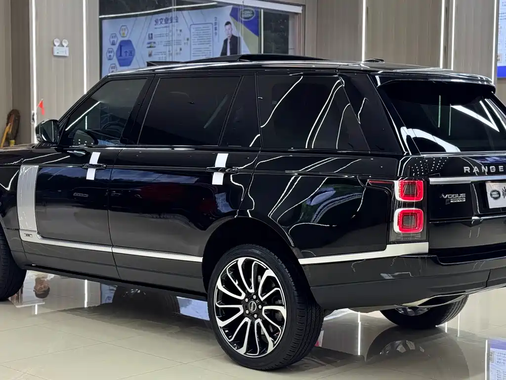 Land Rover Range Rover 2016 3.0 SC V6 Vogue Long Wheelbase