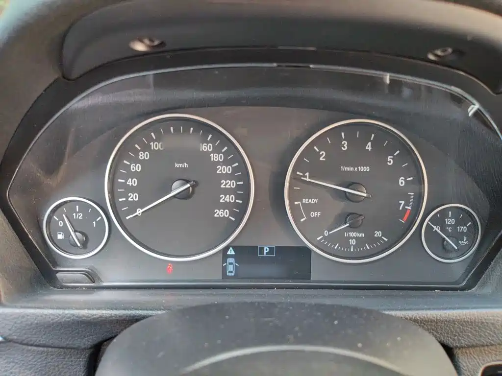 BMW 3 Series — миниатюра 4
