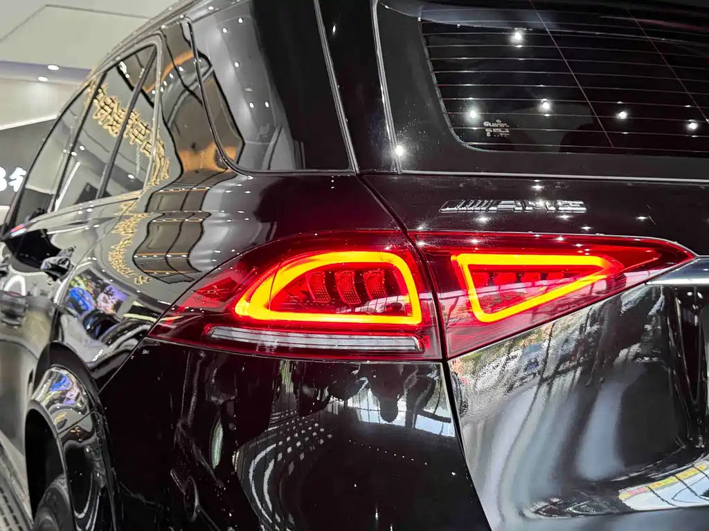 Mercedes-Benz GLE AMG — миниатюра 9