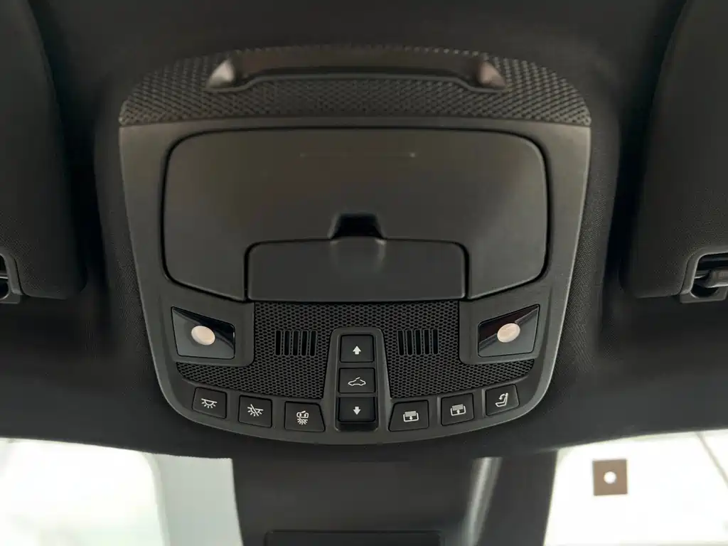 Lincoln Navigator — миниатюра 22