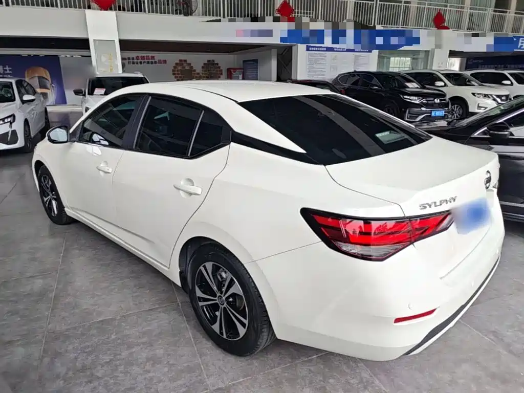 Nissan Sylphy — миниатюра 5
