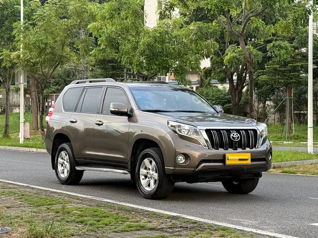 Toyota Prado — миниатюра 3