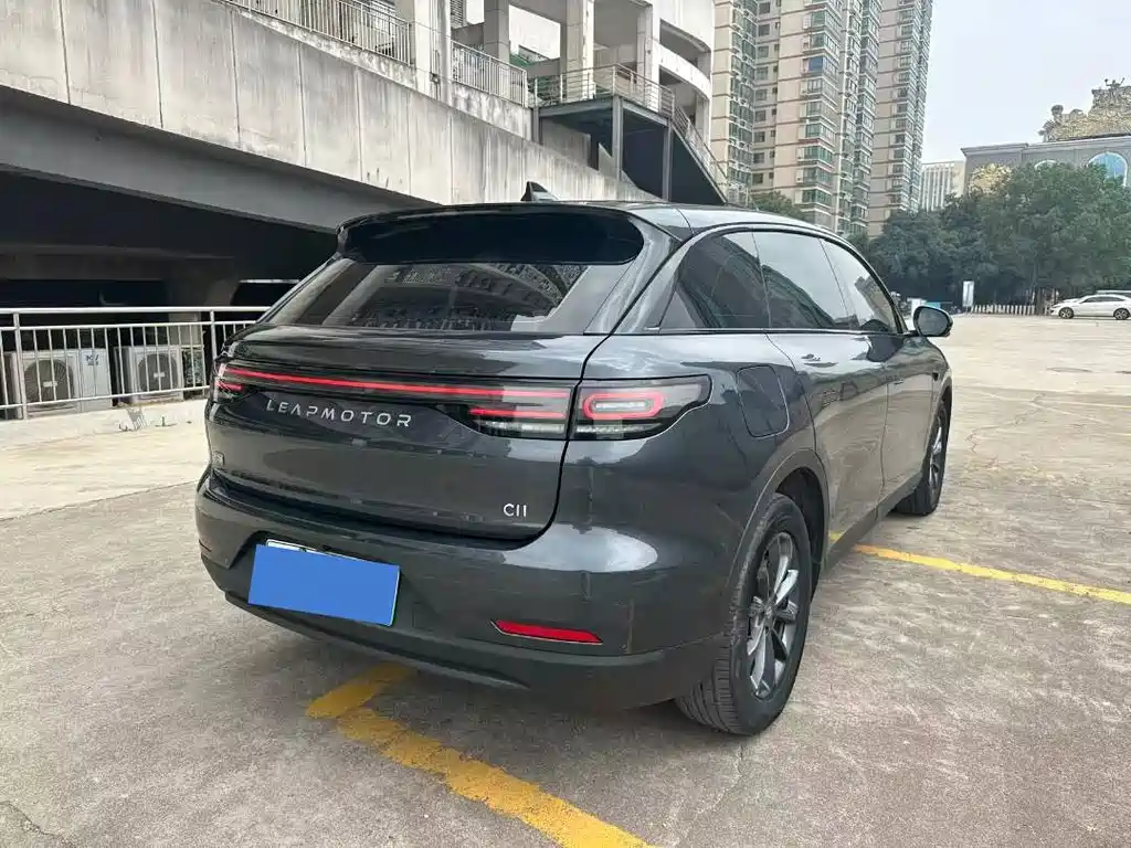 Leapmotor Leapmotor C11 — миниатюра 7