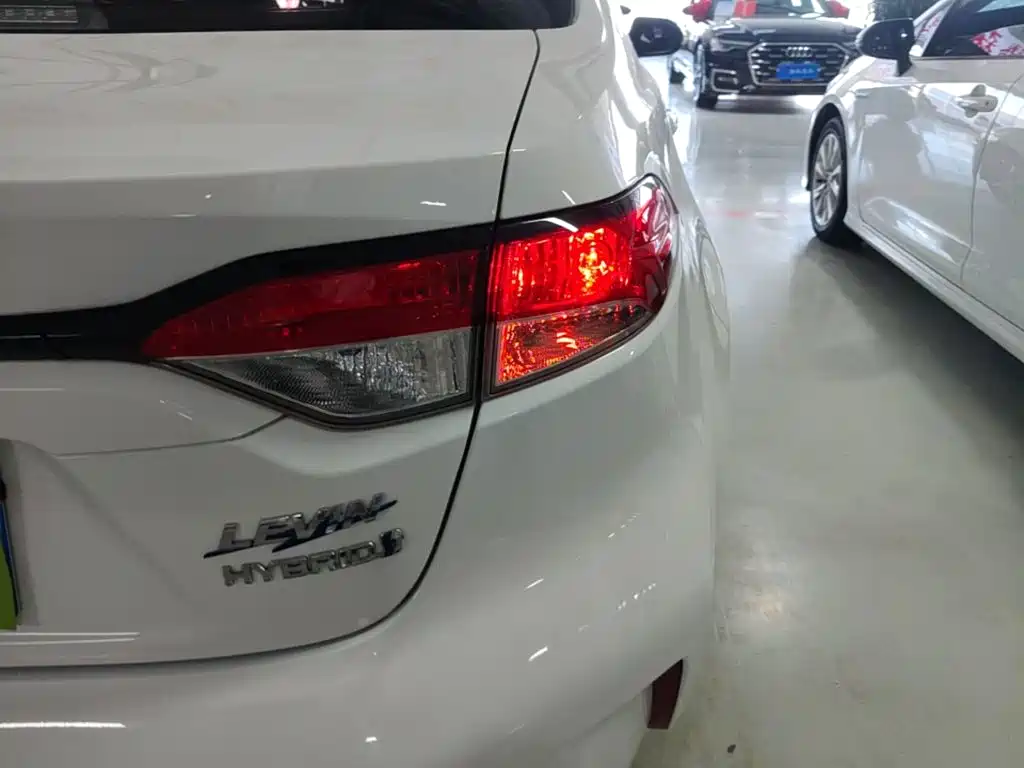Toyota Levin — миниатюра 8