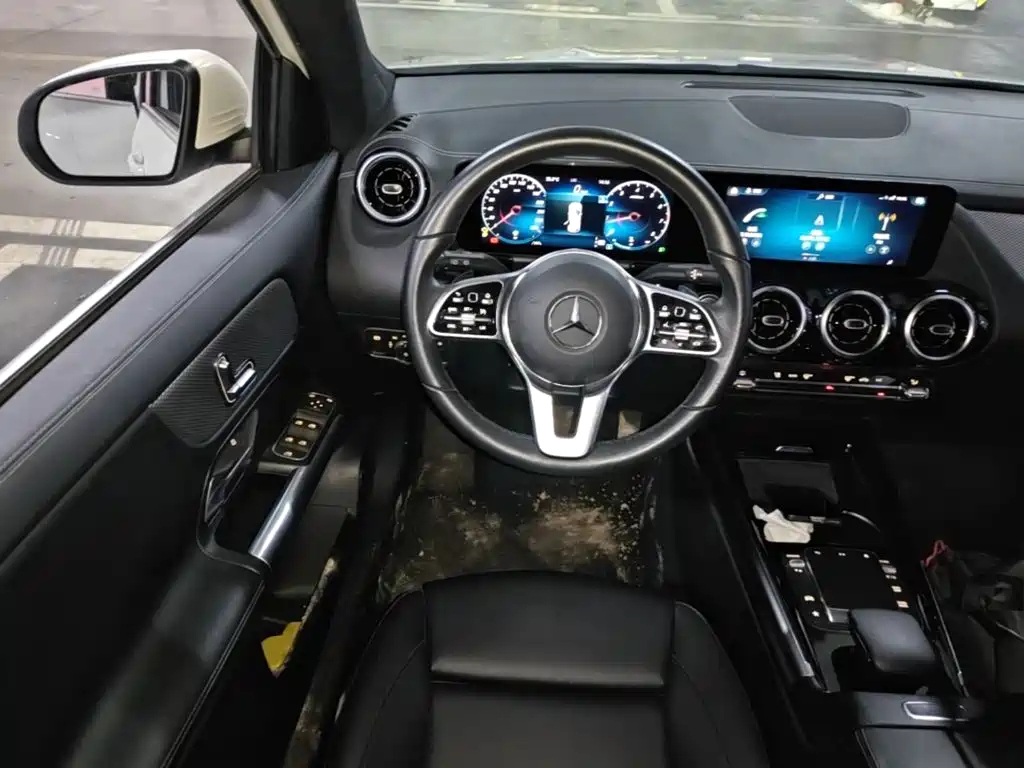 Mercedes-Benz GLA — миниатюра 15