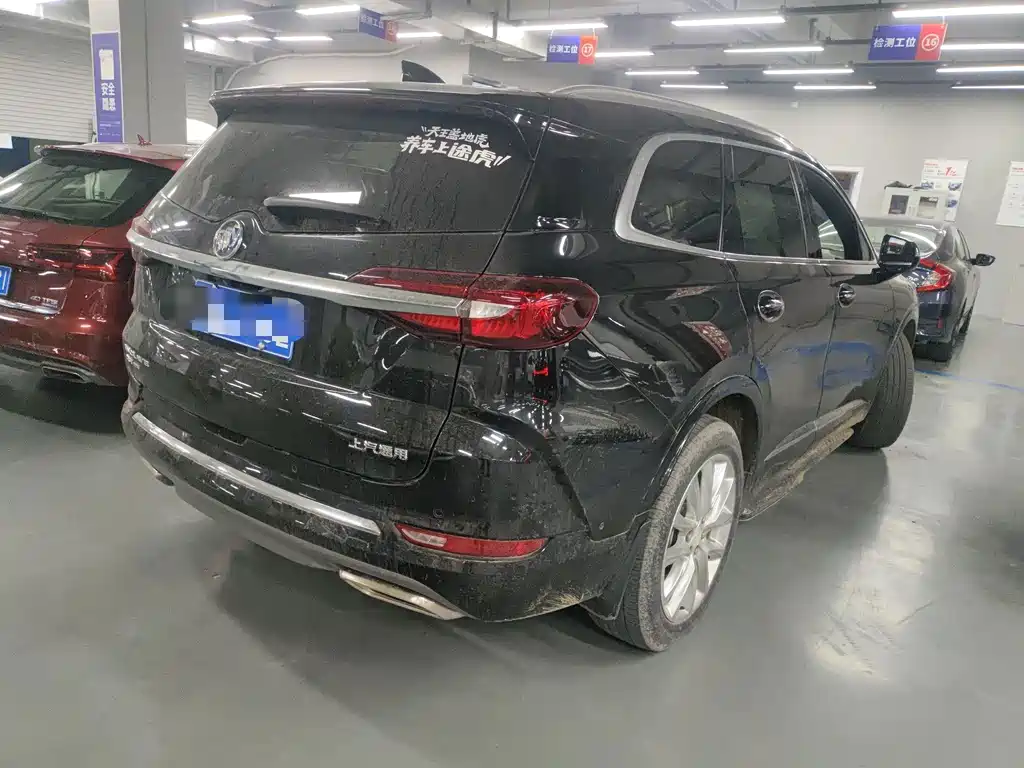 Buick Enclave — миниатюра 7