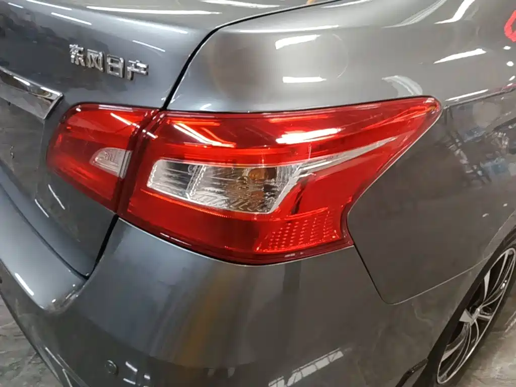 Nissan Sylphy — миниатюра 8