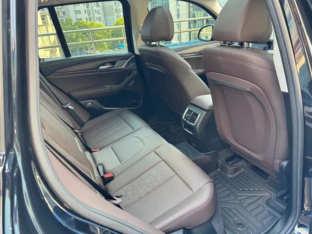 BMW X3 2023 xDrive30i Lead M