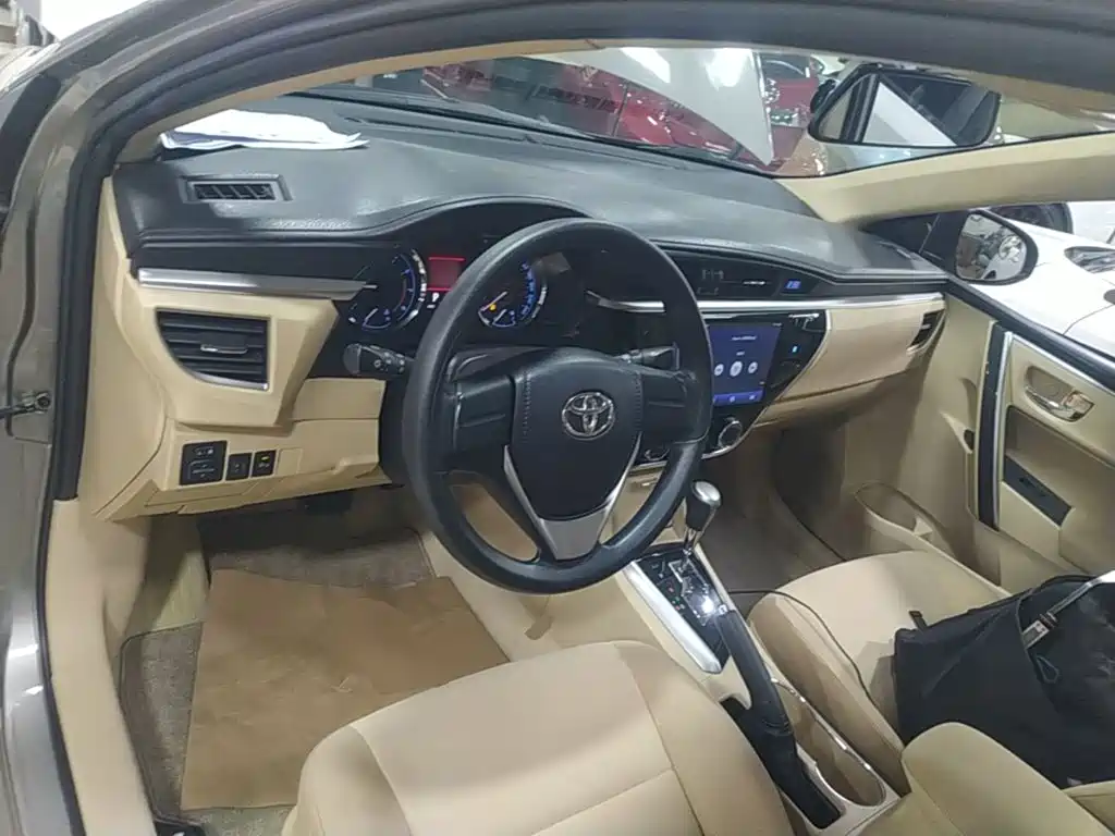 Toyota Corolla — миниатюра 10