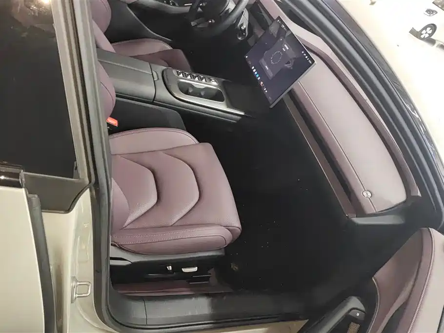 XIAOMI CAR XIAOMI SU7