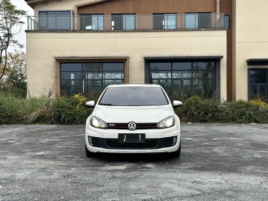 Volkswagen Golf GTI 2012
