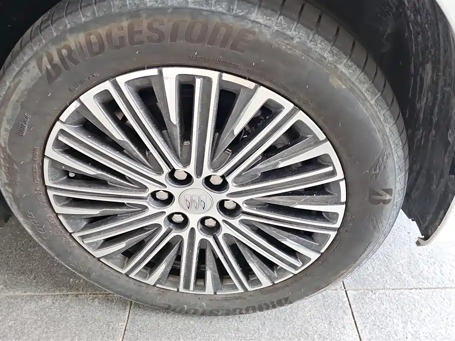 Buick GL8 2024 7 мест