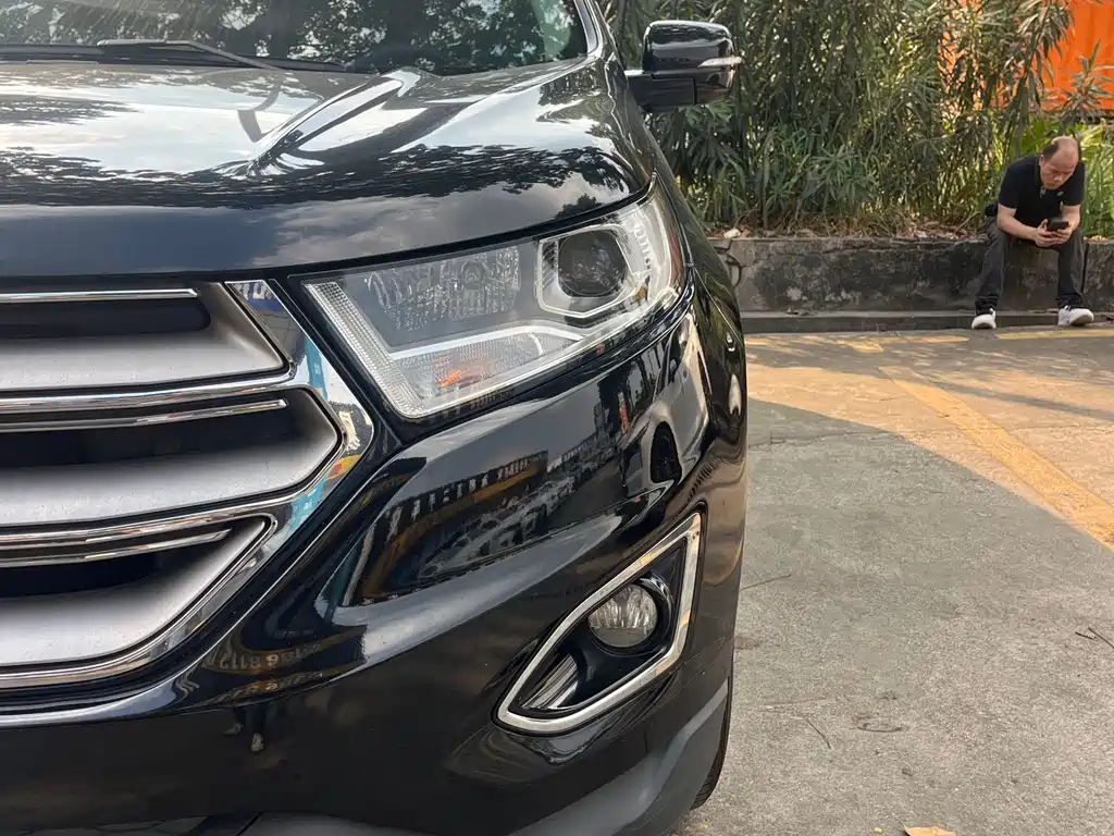 Ford Edge — миниатюра 13