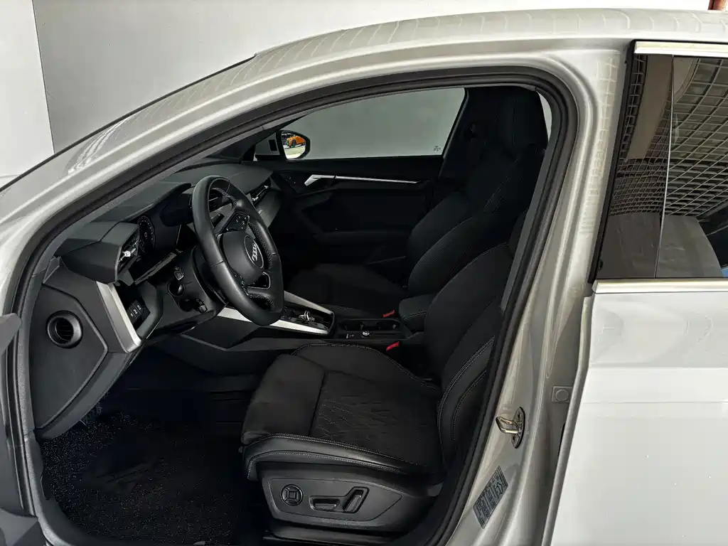 Audi A3 — миниатюра 12