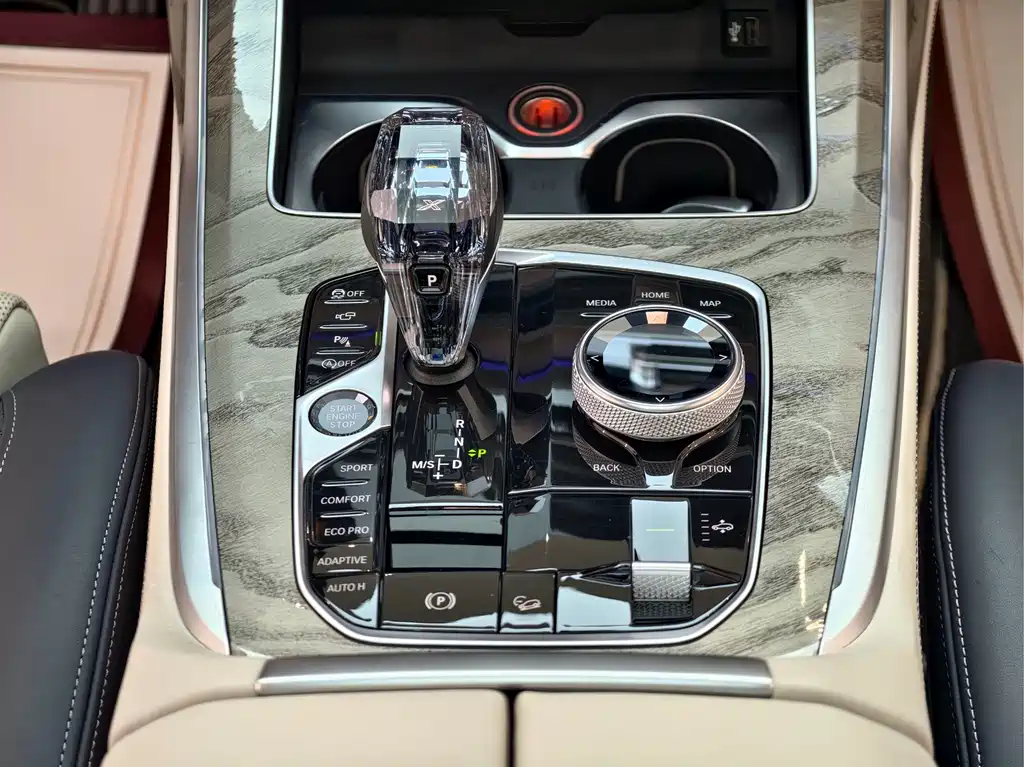 BMW X7 — миниатюра 20