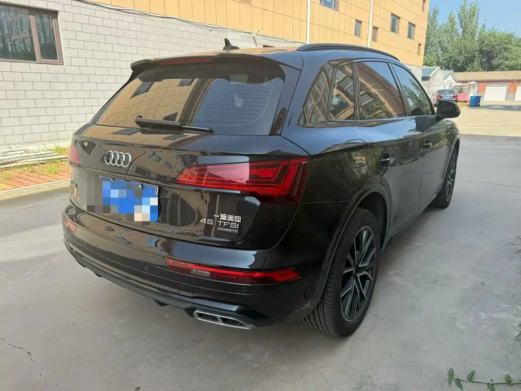 Audi Q5L — миниатюра 7