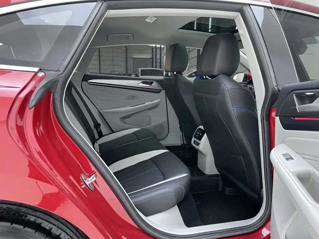 Volkswagen Lamando — миниатюра 22