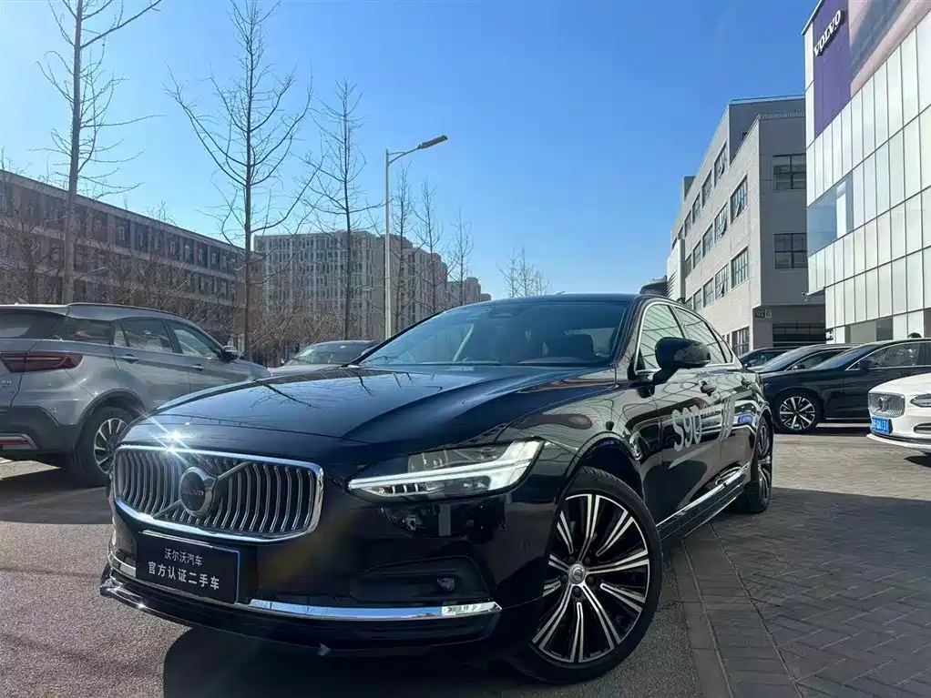Volvo S90 2024